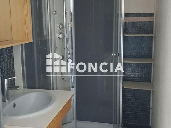 Location Studio 25.05 m² - 52 RUE MONTBRON Angouleme 16000