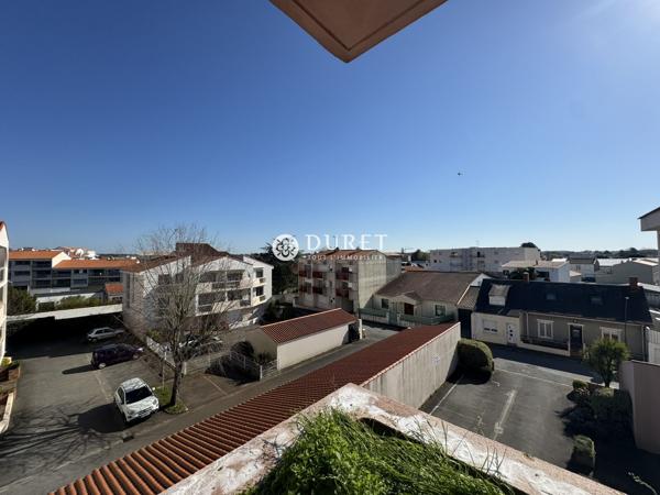 Appartement dernier etage avec balcon, cave et garage - Challans