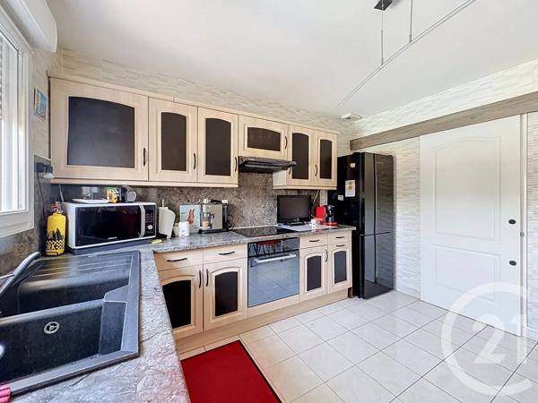 Maison à vendre  4 pièces - 110 m 2   LAVAU  - 10