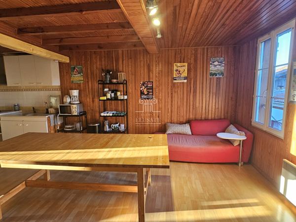 Eauze (32800) IMMEUBLE CENTRE VILLE EAUZE AVEC 2 APPARTEMENTS