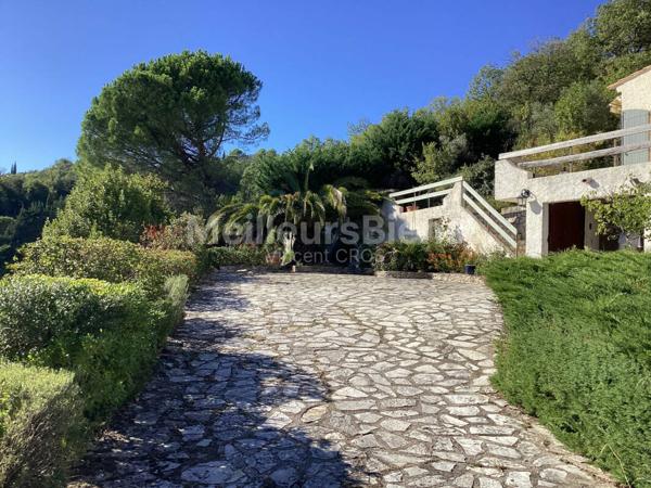 Maison T5 de 173m² avec magnifique vue