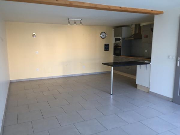 Tain-l'Hermitage (26600) 3 appartements loués