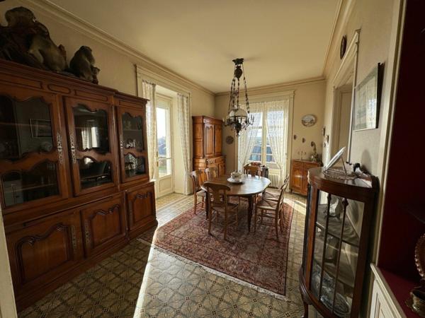 Maison à vendre    6 pièces •  La Ferté-Bernard