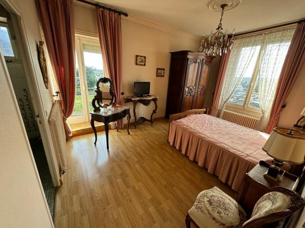 Maison à vendre    6 pièces •  La Ferté-Bernard