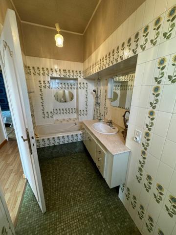 Maison à vendre    6 pièces •  La Ferté-Bernard