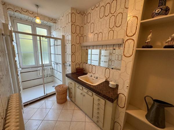 Maison à vendre    6 pièces •  La Ferté-Bernard