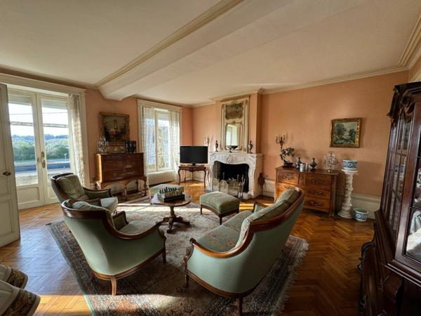 Maison à vendre    6 pièces •  La Ferté-Bernard