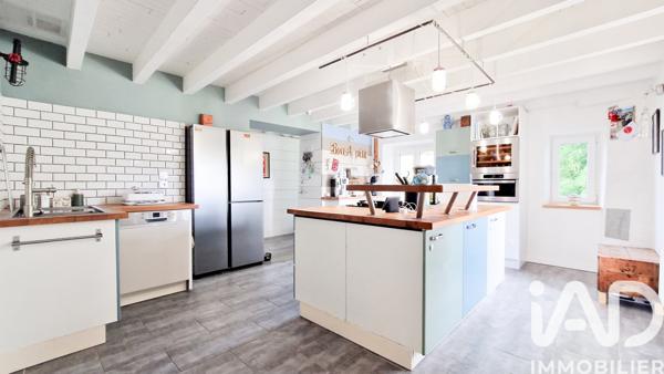 Maison à vendre 5 pièces 179 m² Lachaussée