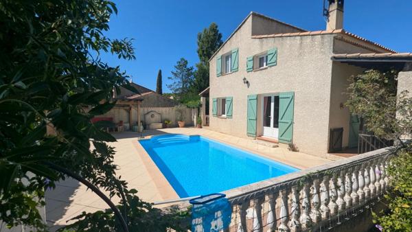 EYGUIÈRES | Grande maison familiale sur un terrain clos & arboré de 630 m² avec piscine