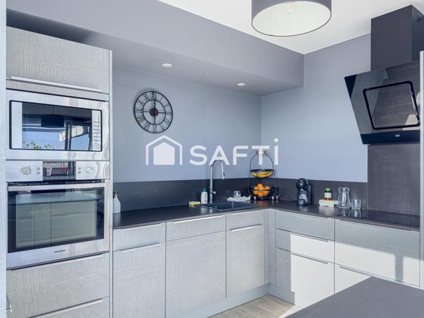 Appartement de type 5, dernier étage, 2 places de parking