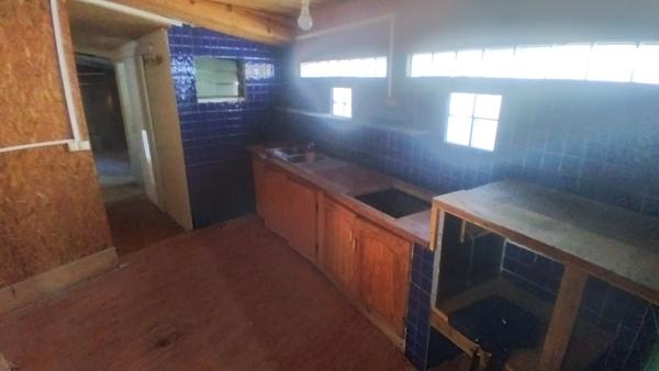 Chalet F4 de 100 m² à rénover ou détruire sur terrain de 477 m² à "Manapany-Les-Bains" (97480) SAINT JOSEPH