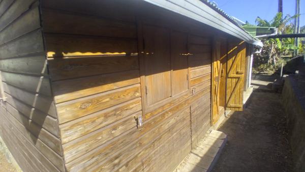 Chalet F4 de 100 m² à rénover ou détruire sur terrain de 477 m² à "Manapany-Les-Bains" (97480) SAINT JOSEPH