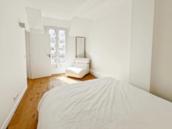 Appartement Paris 15 e - ÉCOLE MILITAIRE / LAOS