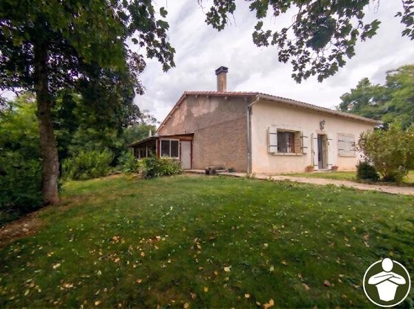 Vente                                                      Maison
                        
                     5 pièces                      117 m2                     à Sainte-Livrade-sur-Lot