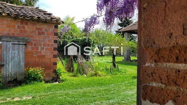 Ancien corps de ferme à rénover.