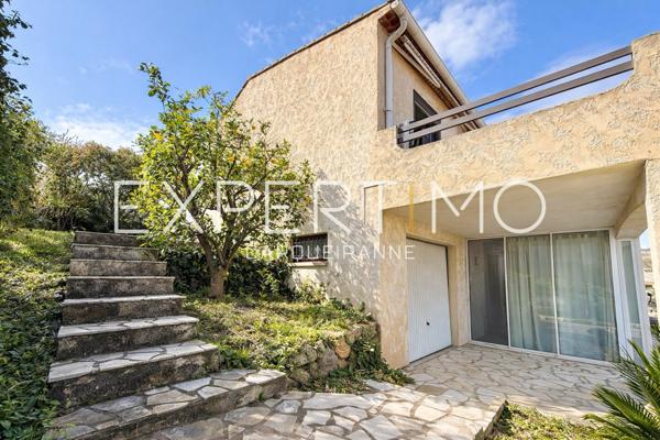 Carqueiranne (83320) Villa avec Vue Mer à Carqueiranne – Proche Plages et Port