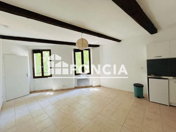 Location Studio 25.4 m² - 12 ET 14 RUE PAUL LENDRIN Toulon 83000