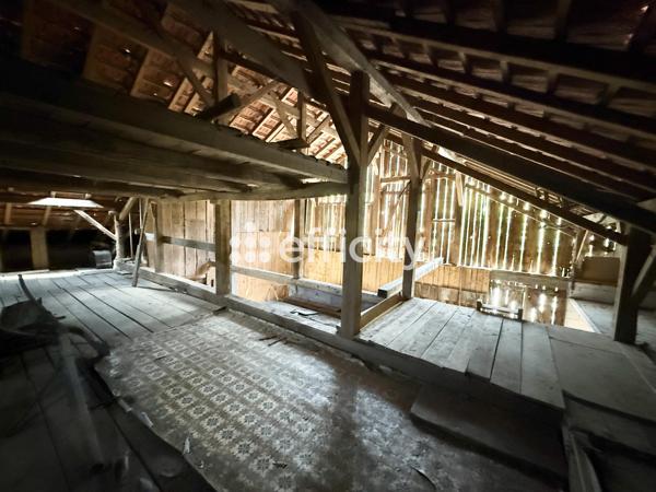 Maison
         5 pièces
        - 113 m² 188 000 € *