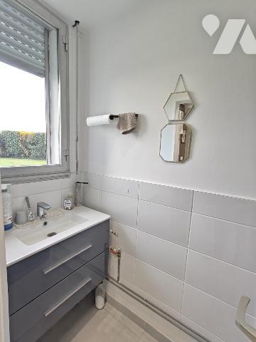 A VENDRE A REIMS - Proche Centre - Local commercial libre au 01/09/26 de 50,6 m²
