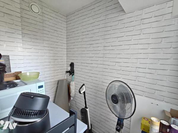 A VENDRE A REIMS - Proche Centre - Local commercial libre au 01/09/26 de 50,6 m²