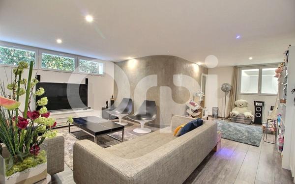 Maison à vendre    6 pièces • 214 m2 Messery