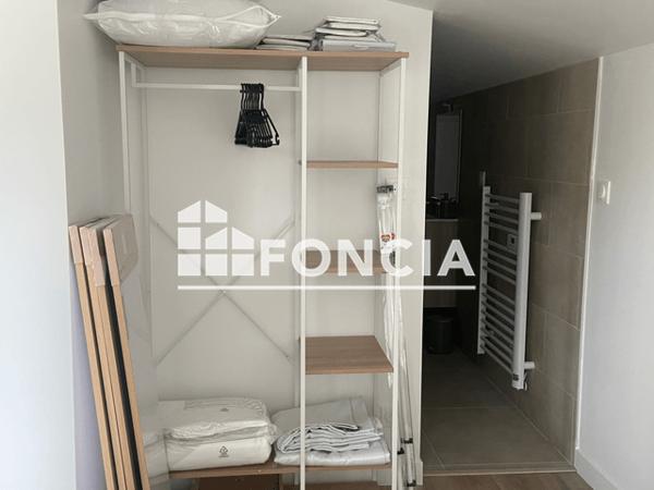 Location Studio meublé 22.78 m² - Niort 79000