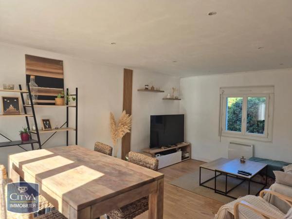 Appartement à louer 3 pièces Nîmes (30000)