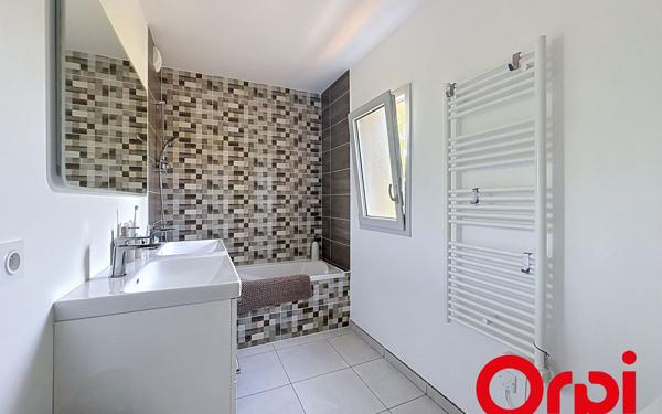 Maison à vendre    4 pièces •  L'Isle-d'Abeau