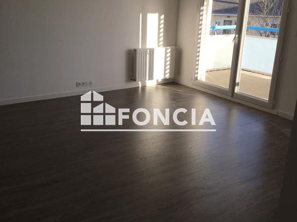 Location Appartement 2 pièces 43.77 m² - 1 RUE DE L'ABBE FREMOND Angers 49100