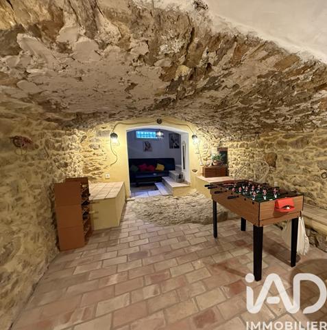 Maison à vendre 4 pièces 150 m² Le Castellet