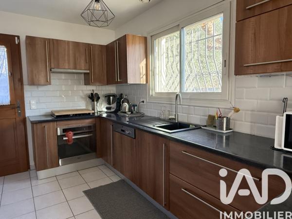 Maison à vendre 4 pièces 150 m² Le Castellet
