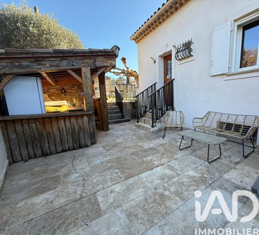 Maison à vendre 4 pièces 150 m² Le Castellet