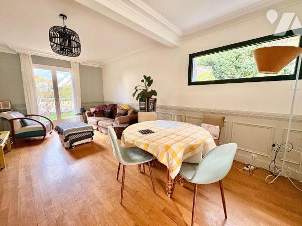 NOUVEAUTE ETUDE TRENTE CINQ NOTAIRES !
Sur la commune recherchée de CHANTEPIE (35135), l'Étude...