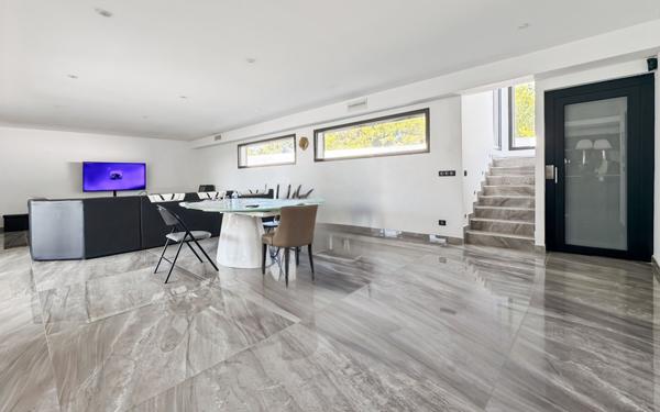 Maison à vendre    5 pièces •  Septèmes-les-Vallons