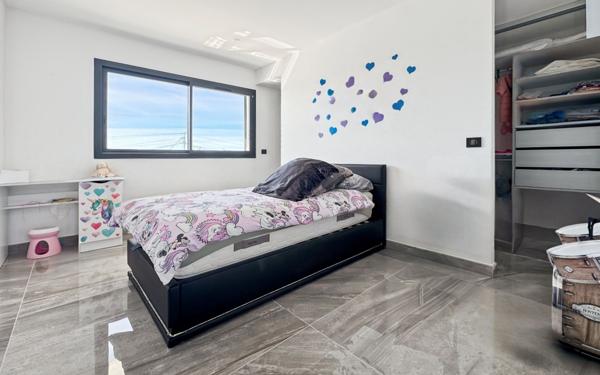 Maison à vendre    5 pièces •  Septèmes-les-Vallons