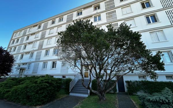 Appartement à vendre    3 pièces • 57,38 m2 Mérignac