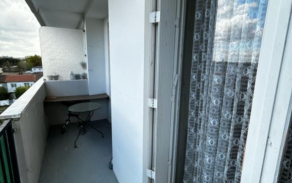 Appartement à vendre    3 pièces • 57,38 m2 Mérignac