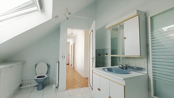 MAISON 5 PIECES - NANTES-ROUTE DE SAINT-JOSEPH-BEAUJOIRE , Nantes