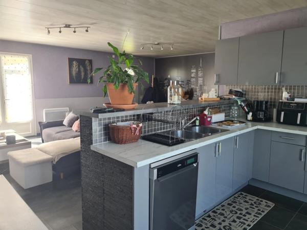 Maison à vendre 6 pièces CHATEAUNEUF LA FORET (87)