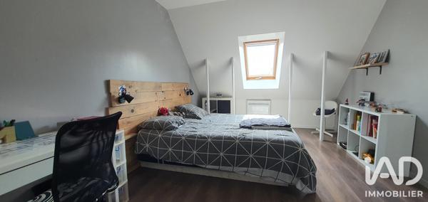 Maison à vendre 7 pièces 143 m² Le Perray-en-Yvelines