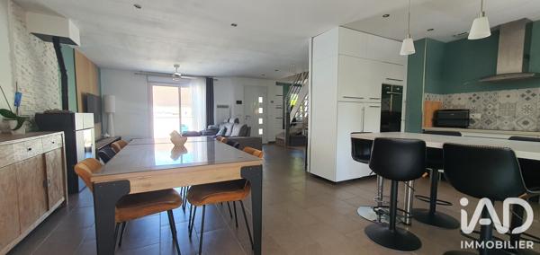 Maison à vendre 7 pièces 143 m² Le Perray-en-Yvelines
