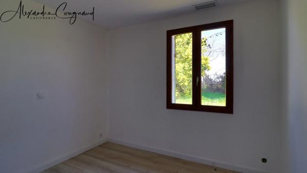 A vendre DOURGNE (Tarn) maison rénovée de 153 m², 4 chambres, vue dégagée sur la Montagne Noire, terrain 1,79 ha