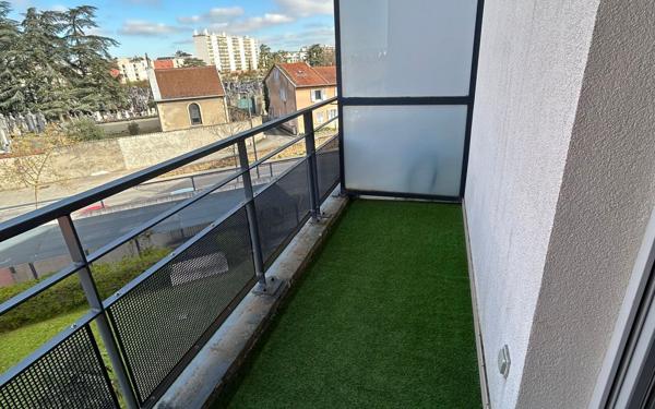 Appartement à vendre    2 pièces • 43,07 m2 Caluire-et-Cuire