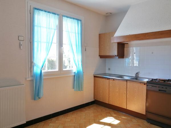 AVANTON - 15 MIN NORD-OUEST DE POITIERS - MAISON TYPE 5 Avanton (86170)