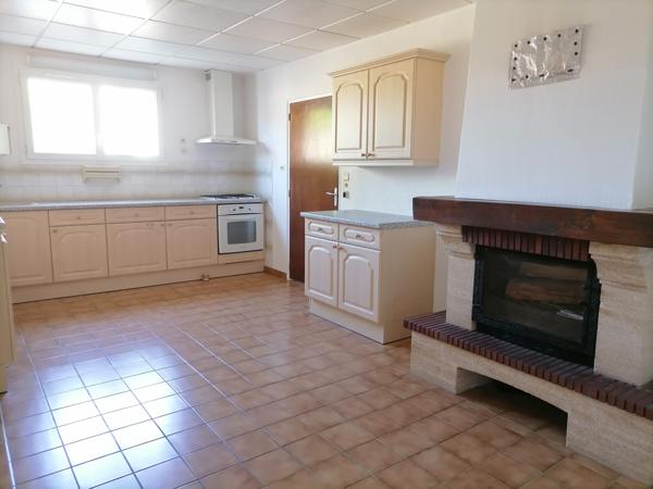 AVANTON - 15 MIN NORD-OUEST DE POITIERS - MAISON TYPE 5 Avanton (86170)