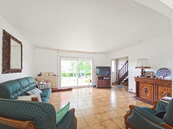 Maison Oinville 8 pièces, 171 m², 930 m² de parcelle