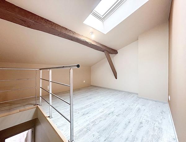 Charmant appartement duplex 43 m² rénové Montauban centre historique