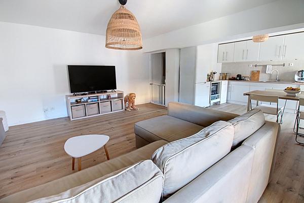 EXCLUSIVITE ! GRAND APPARTEMENT T2 bis / 3 pièces de 60m² - Proche des commodités !