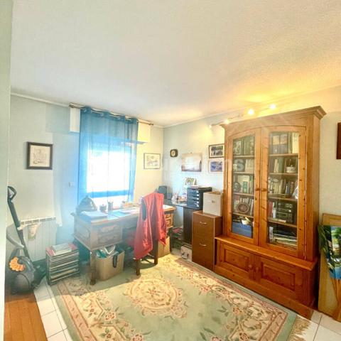 Saint-Raphaël front de mer-dernier étage angle T4 93m2-22 m2 de terrasse vue mer-garage+ 2 parkings