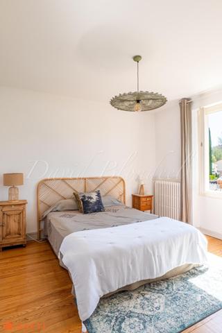 Maison en pierre - Quartier calme